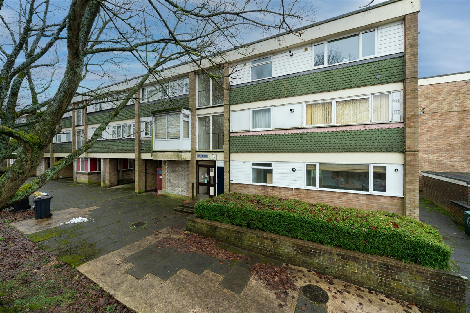 Livingstone Walk, Grovehill, Hemel Hempstead Squire Estates